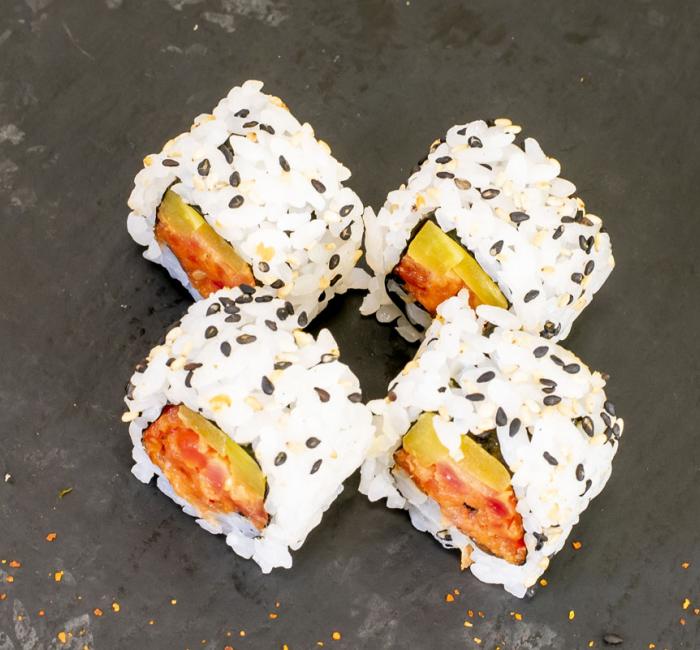 Uramaki spicy daikon Uramaki spicy daikon